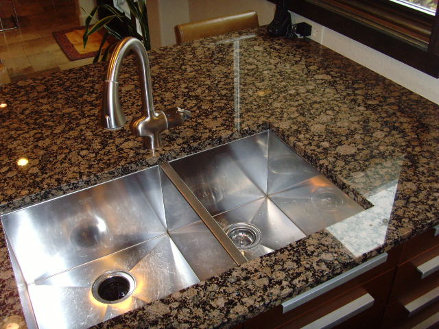 Kitchen steel sinks